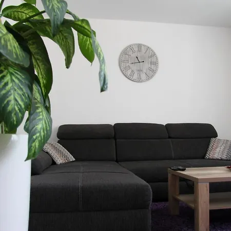 Geraeumige 4 An Den Kaiserthermen